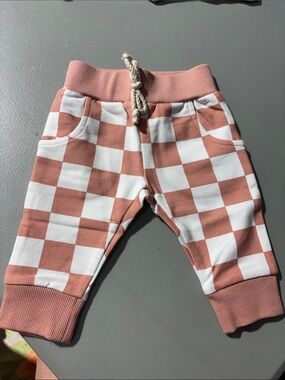 Blush lotus 0/3 month pants